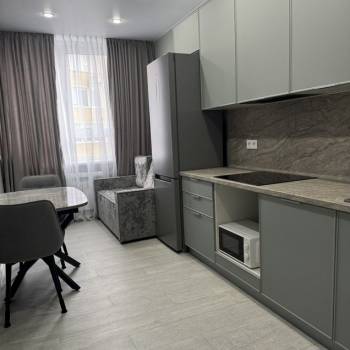 Сдается 1-комнатная квартира, 44 м²