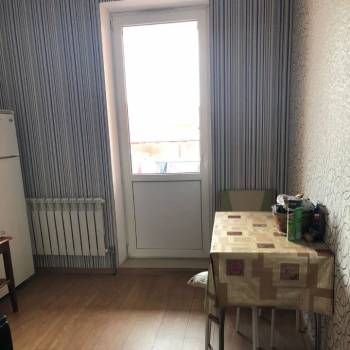Сдается 1-комнатная квартира, 35 м²