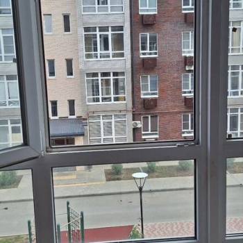Продается 1-комнатная квартира, 63,5 м²
