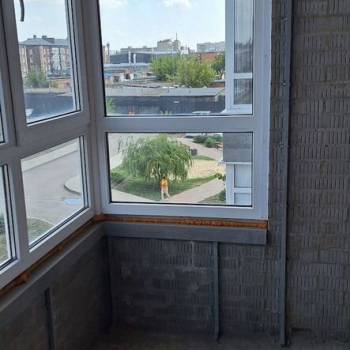 Продается 1-комнатная квартира, 63,5 м²