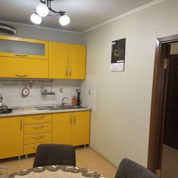Продается 3-х комнатная квартира, 80 м²