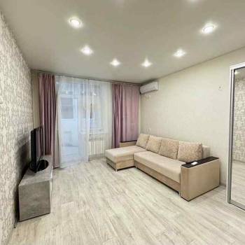 Сдается 1-комнатная квартира, 42 м²