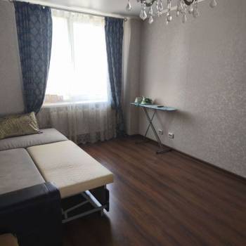Сдается 1-комнатная квартира, 46 м²