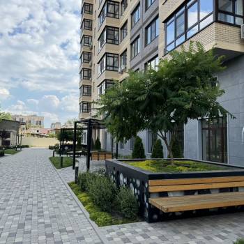 Сдается 1-комнатная квартира, 43 м²