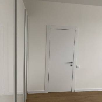Продается 1-комнатная квартира, 53 м²