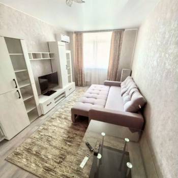 Продается 1-комнатная квартира, 41 м²