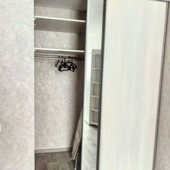 Продается 1-комнатная квартира, 41 м²