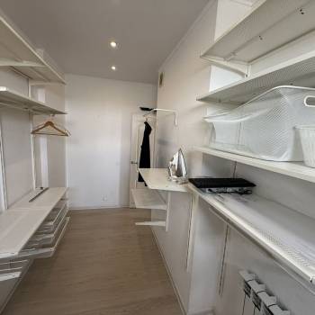 Сдается Многокомнатная квартира, 100 м²