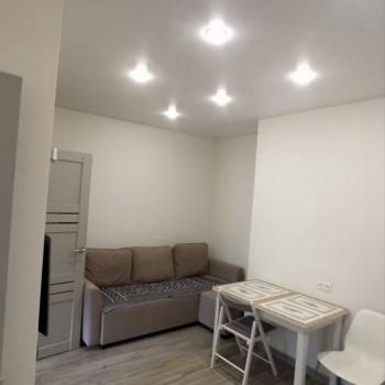 Продается 1-комнатная квартира, 50 м²