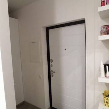 Продается 1-комнатная квартира, 50 м²