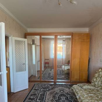 Сдается 1-комнатная квартира, 37 м²