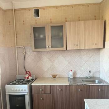 Сдается 1-комнатная квартира, 37 м²