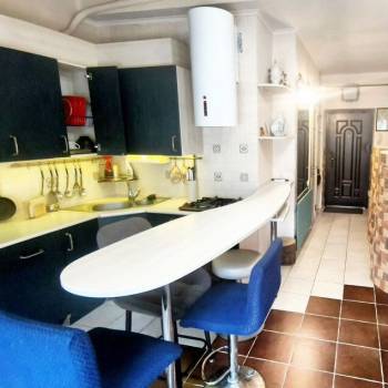 Продается 1-комнатная квартира, 35 м²