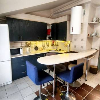 Продается 1-комнатная квартира, 35 м²