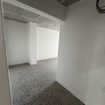 Продается Нежилое помещение, 61 м²