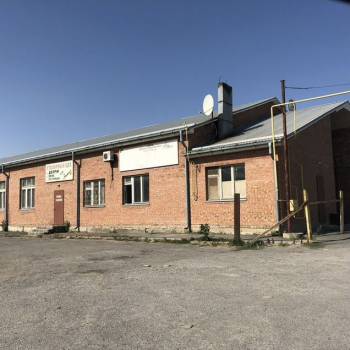 Сдается Нежилое помещение, 700 м²