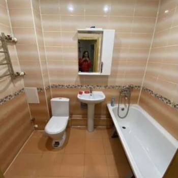 Продается 1-комнатная квартира, 43 м²