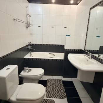 Сдается Многокомнатная квартира, 99 м²