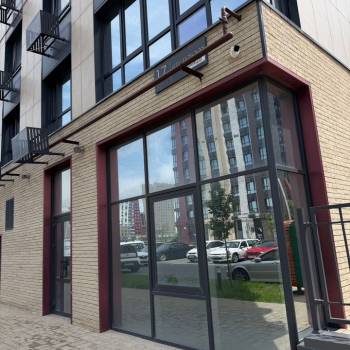 Сдается Нежилое помещение, 181 м²