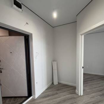 Продается 1-комнатная квартира, 35 м²