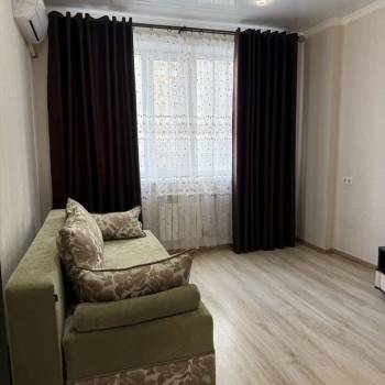 Сдается 1-комнатная квартира, 40 м²