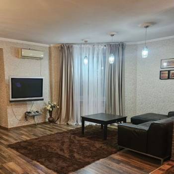 Продается 2-х комнатная квартира, 75 м²