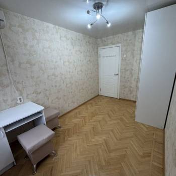 Сдается Многокомнатная квартира, 58 м²
