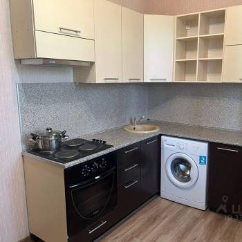 Сдается 1-комнатная квартира, 44 м²