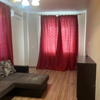 Сдается 1-комнатная квартира, 44 м²