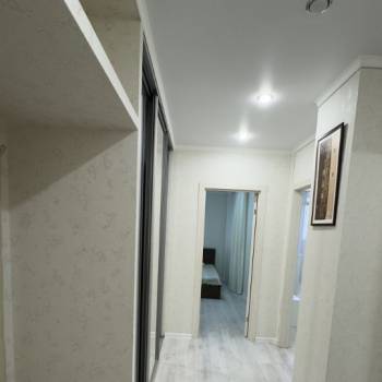 Сдается 1-комнатная квартира, 46 м²