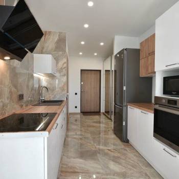 Сдается 1-комнатная квартира, 43 м²