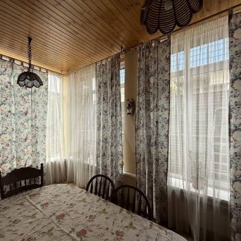 Продается Дом, 180 м²