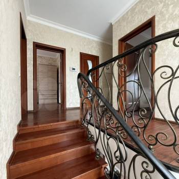 Продается Дом, 180 м²