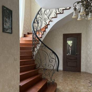 Продается Дом, 180 м²