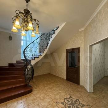 Продается Дом, 180 м²