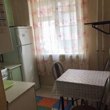 Сдается Многокомнатная квартира, 60 м²