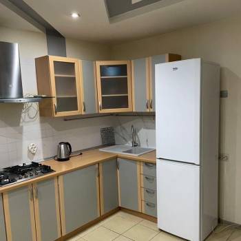 Продается 1-комнатная квартира, 45 м²