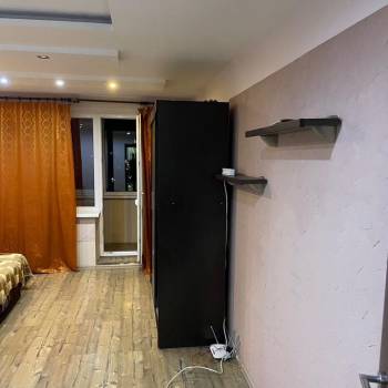 Продается 1-комнатная квартира, 45 м²