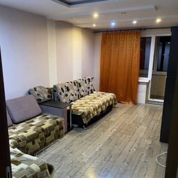 Продается 1-комнатная квартира, 45 м²