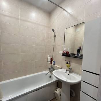 Продается 2-х комнатная квартира, 57 м²