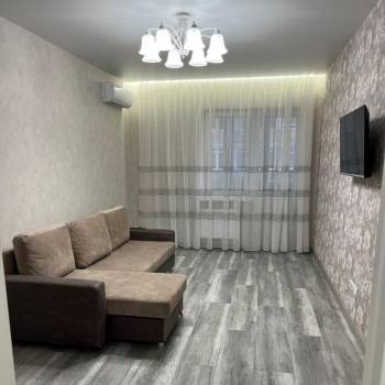 Сдается 1-комнатная квартира, 41 м²