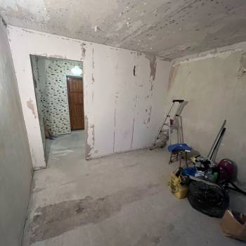 Продается 1-комнатная квартира, 18,4 м²