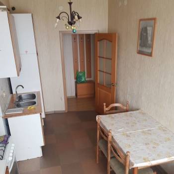 Продается 1-комнатная квартира, 60,3 м²