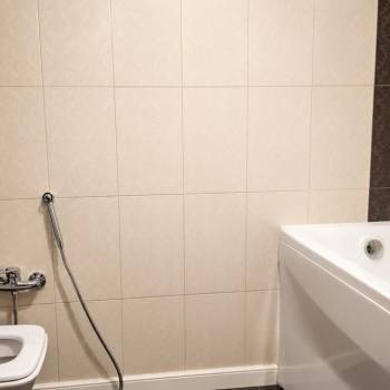 Продается 1-комнатная квартира, 82 м²