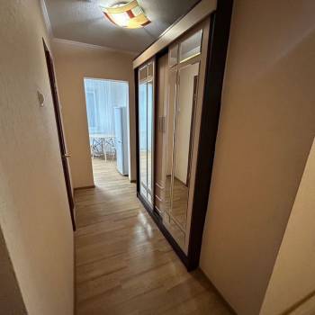 Сдается 1-комнатная квартира, 49,8 м²