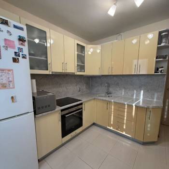Продается 1-комнатная квартира, 32 м²