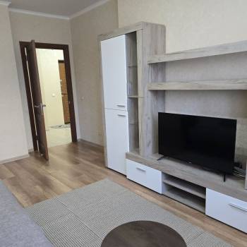 Сдается 1-комнатная квартира, 41 м²