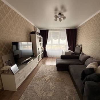 Продается 2-х комнатная квартира, 56 м²