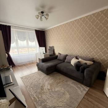 Продается 2-х комнатная квартира, 56 м²