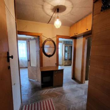 Продается 3-х комнатная квартира, 65 м²